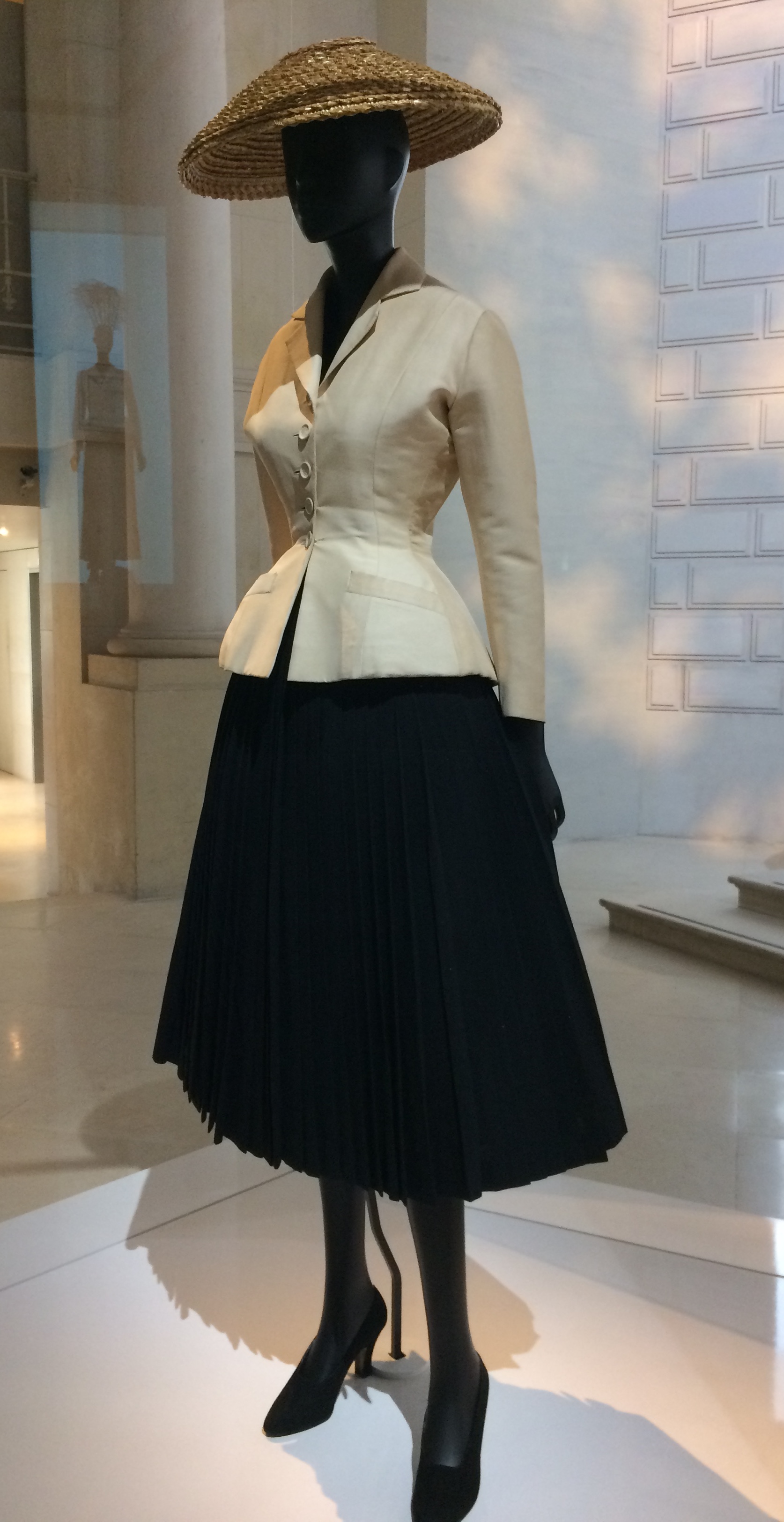 dior-bar-closeup – Fashion Law Institute